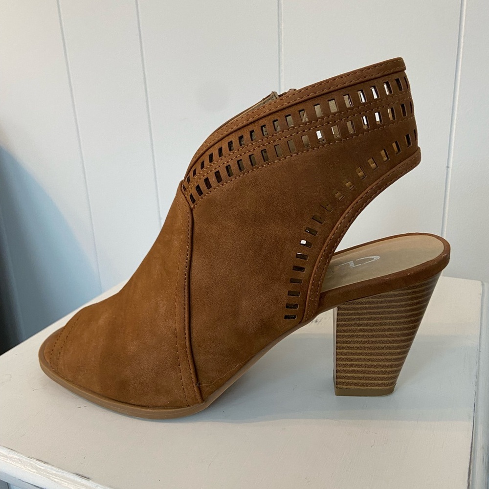 CL by Laundry Brown Heeled Peep Toe Booties